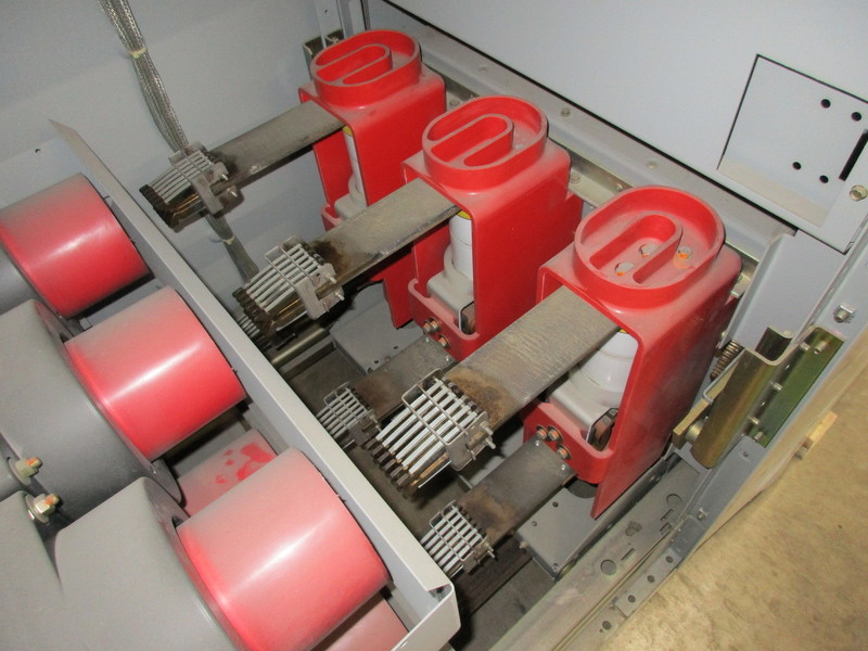1200 Amps, Square D, VAD-3, V3D61A33N000, 15 KV, w/gear - Image 3
