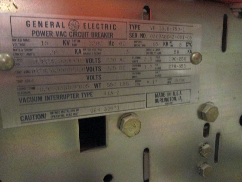 1200 Amps, General Electric, vb-13.8- 750-1, Close Coil 230 VAC - Image 2