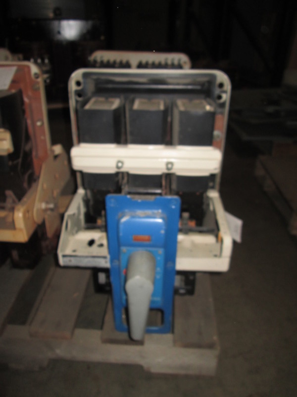 225 Amps, General Electric, AK-2-15-2, manually operated, F/M - Image 1