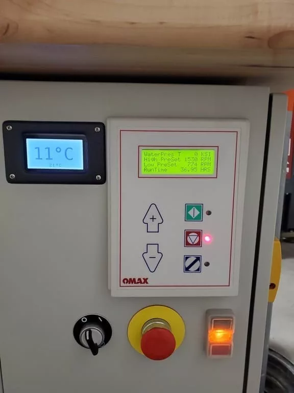Omax #Maxiem-1530, CNC waterjet cutting system, 5.2' x 10' table, 40 HP pump, 60,000 PSI, Intelli-Max - Image 6