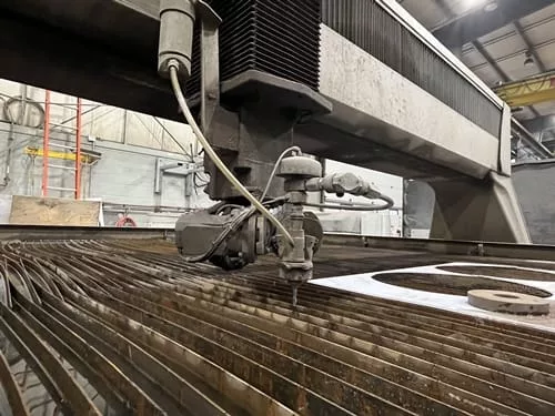 Flow #Mach-4-4030c, CNC waterjet cutting system, 10.2' x 13.1' table, 50 HP pump, 60,000 PSI, Flowmaster - Image 10