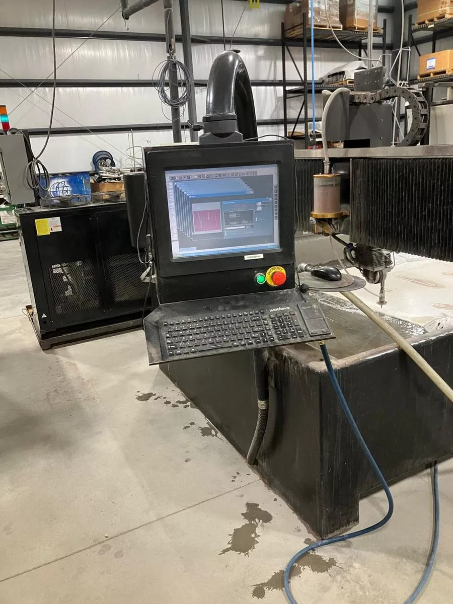 Techni #ILS-510, CNC waterjet cutting system, 5' x 10' table, 30 HP pump, 60,000 PSI, Techni Control, 2011 - Image 3