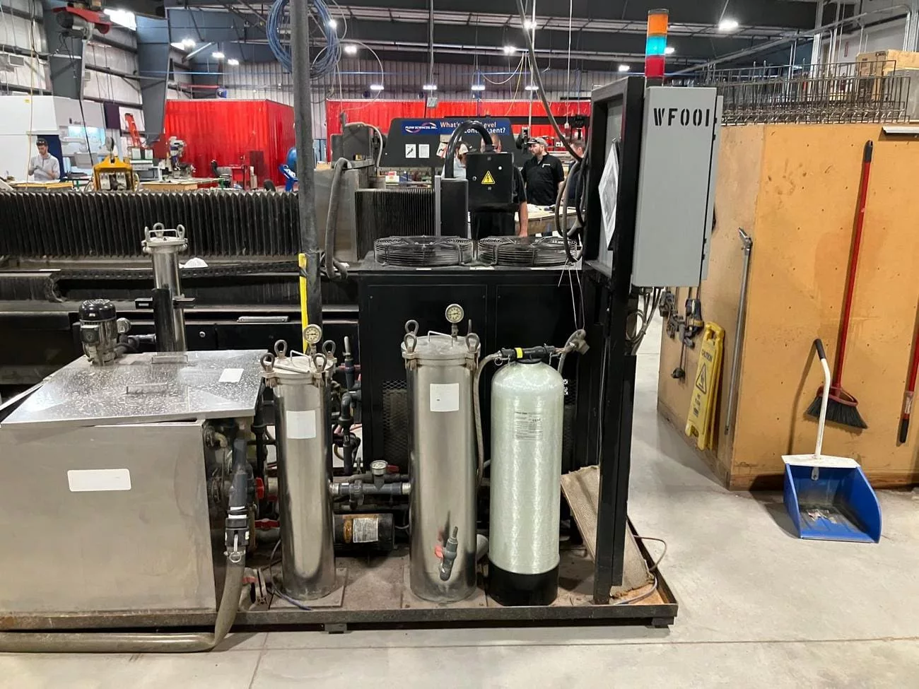 Techni #ILS-510, CNC waterjet cutting system, 5' x 10' table, 30 HP pump, 60,000 PSI, Techni Control, 2011 - Image 6