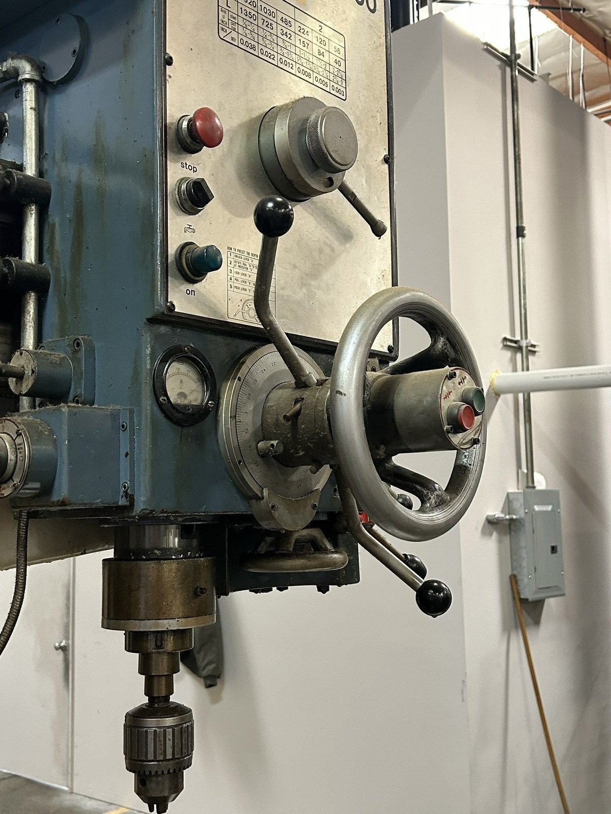 5' -13" Sharp #RD-1600, Radial Arm Drill, 49.6" spindle head travel, 7.5 HP, 1920 RPM - Image 5