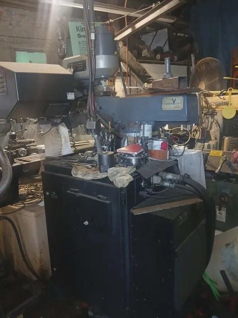 Eagle, Bridgeport-Style Vertical Knee Mill, Anilam 1400 CNC - Image 4