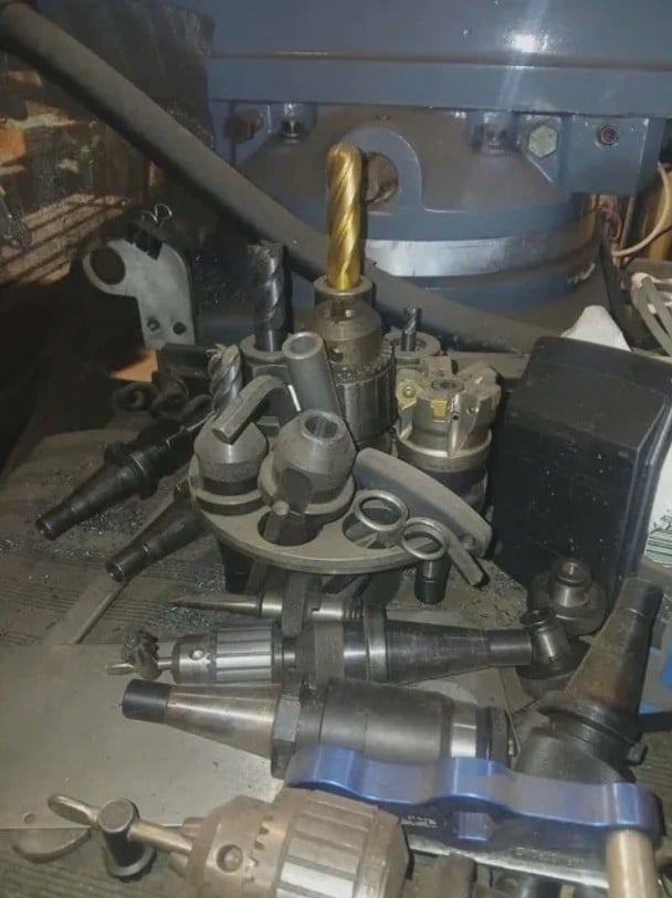 Eagle, Bridgeport-Style Vertical Knee Mill, Anilam 1400 CNC - Image 6