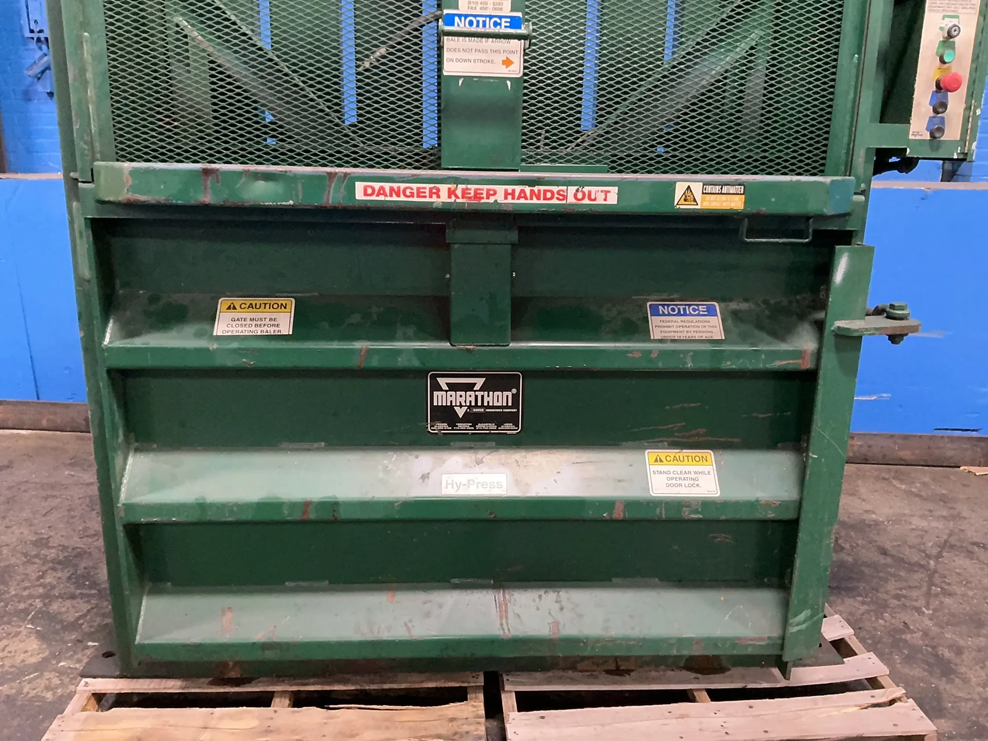 30" x 60" x 35" Marathon #V-6030 04, Vertical Baler - Image 1