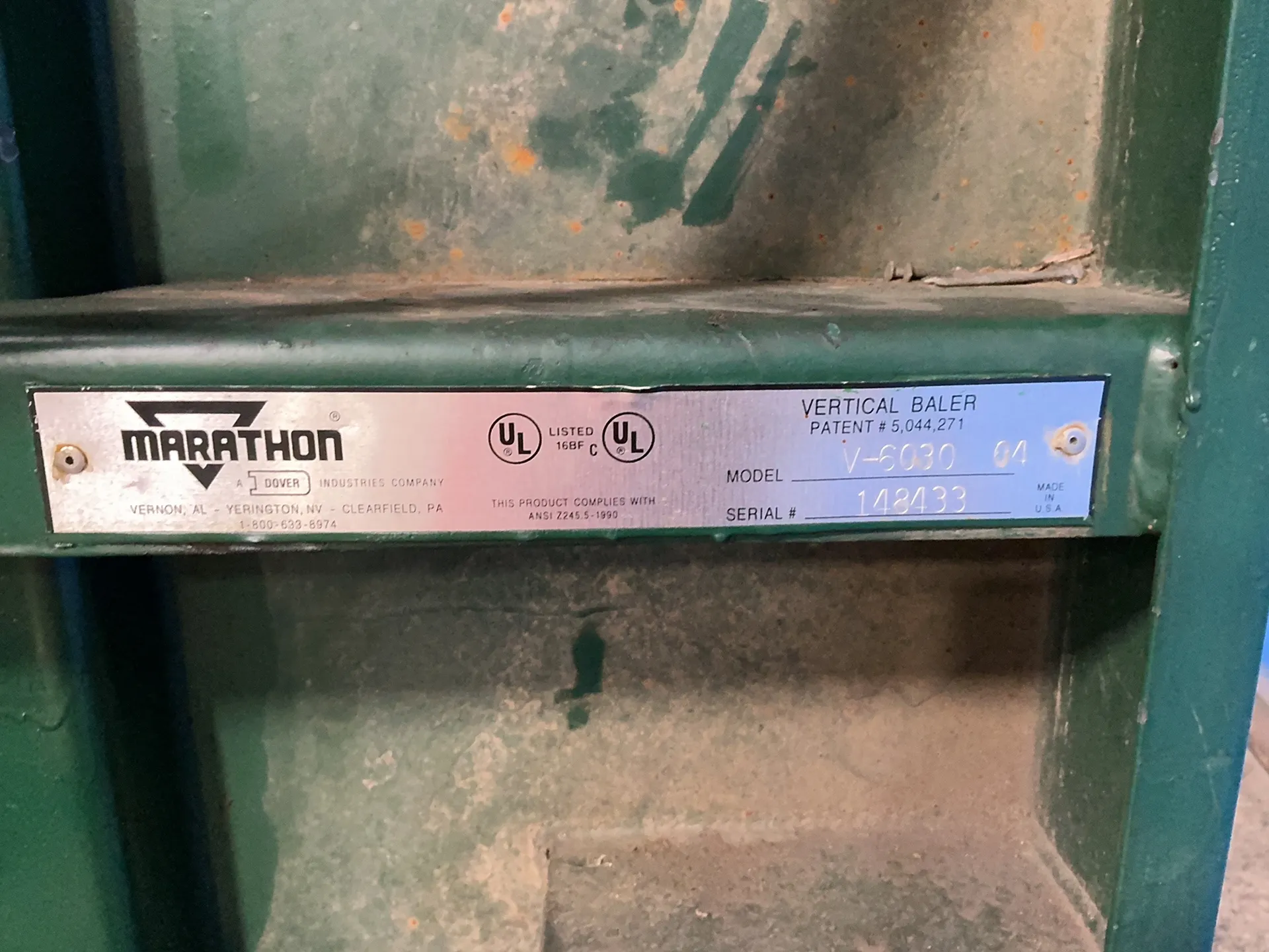 30" x 60" x 35" Marathon #V-6030 04, Vertical Baler - Image 3