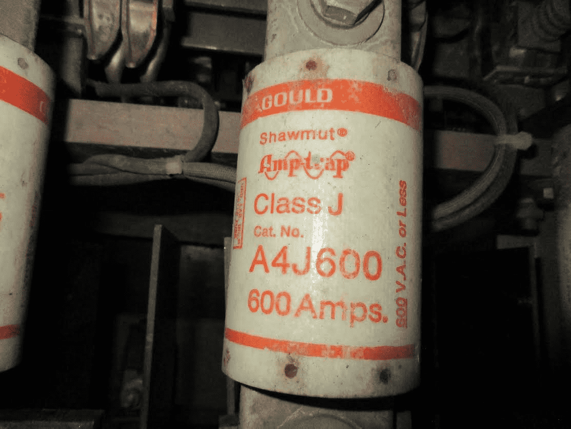 800 Amps, General Electric, akru- 6d-30s, electrically operated, drawout - Image 4