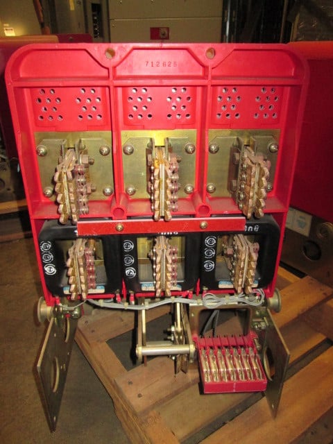 800 Amps, Brown Boveri, LKE-8, manually operated, drawout - Image 4
