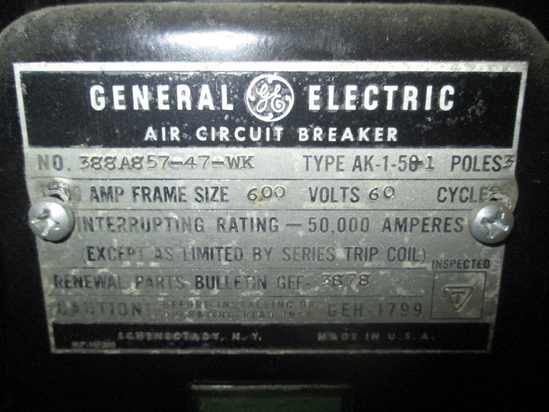 1600 Amps, General Electric, AK-1-50-1, manually operated, drawout, w/AC-PRO - Image 2
