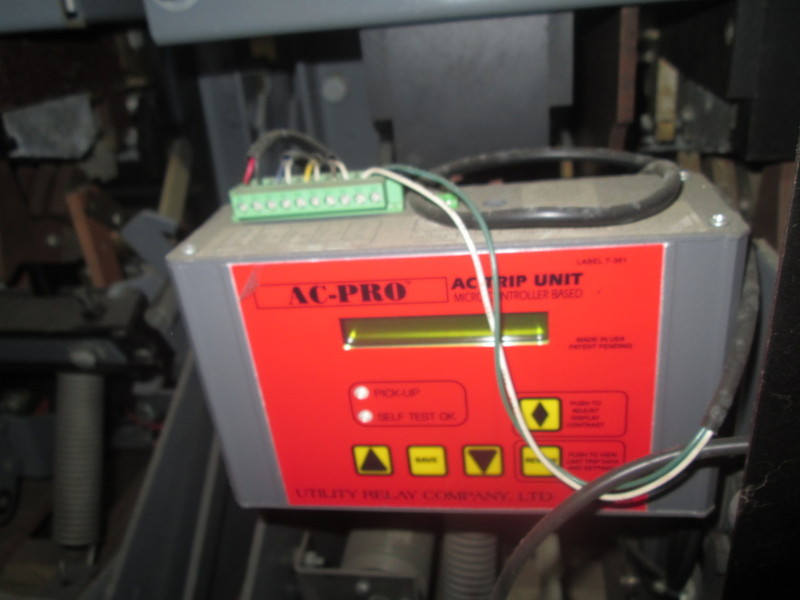1600 Amps, General Electric, AK-1-50-1, manually operated, drawout, w/AC-PRO - Image 3