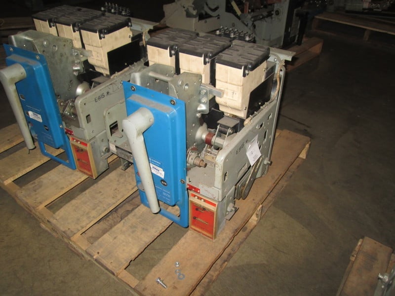 1600 Amps, General Electric, akr- 4a-50, electrically operated, manually operated, drawout - Image 4