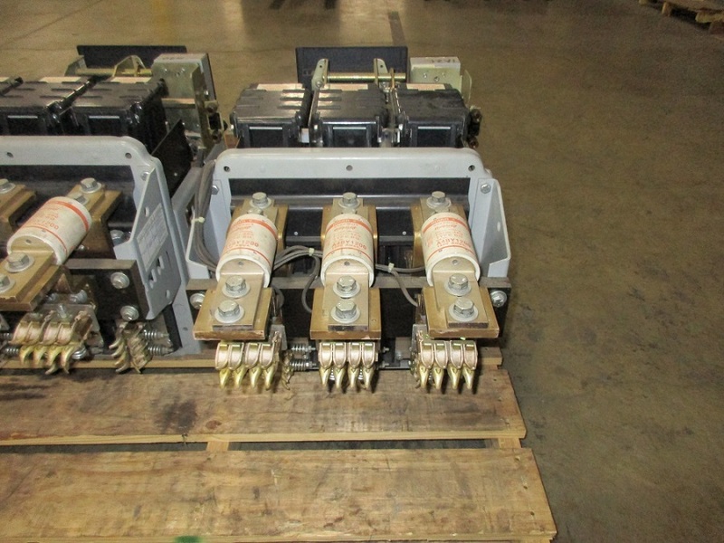 1600 Amps, General Electric, akru- 8d-50, manually operated, drawout, 1200A fuses - Image 5