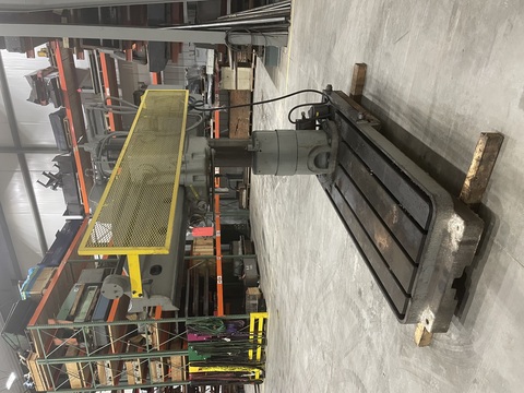 5' - 11" Carlton #1A, Radial Drill, 12" Spindle Travel, 2-1/2" Spindle diameter, #4 MT - Image 4