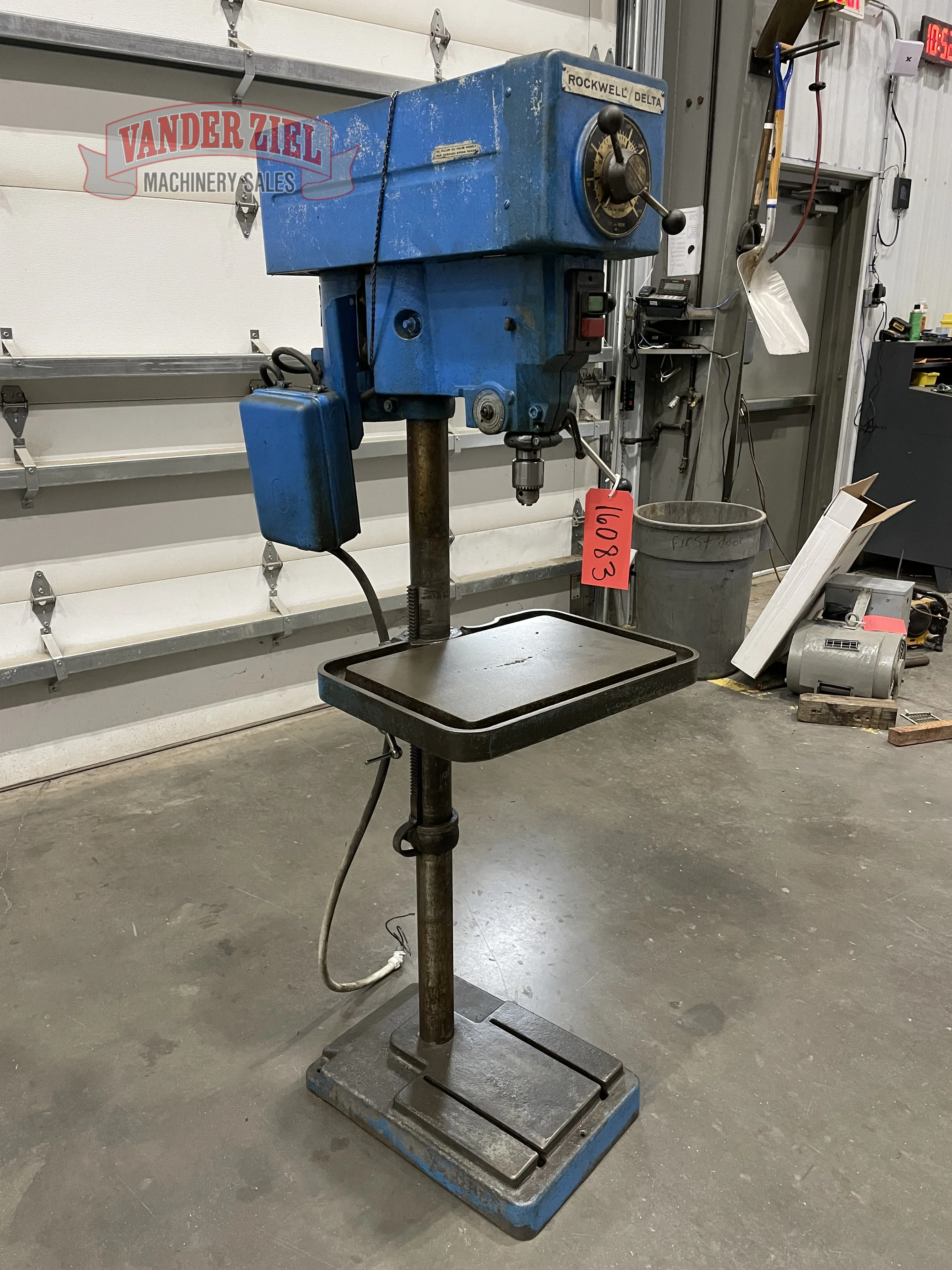 15" Rockwell Delta #15-655, Drill Press, 11" x 14" Table, 425-4700 RPM, 6" Quill Stroke - Image 6