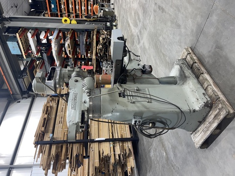 Bridgeport Step Pulley Vertical Knee Mill, 9" x 42" Table, 1 HP, R8, Powerfeed, 2-Axis digital read out, 4" - Image 4