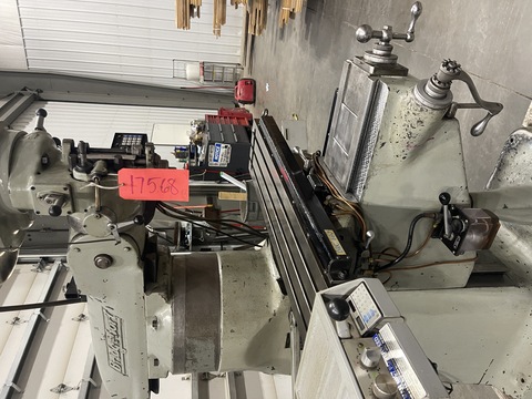 Bridgeport Step Pulley Vertical Knee Mill, 9" x 42" Table, 1 HP, R8, Powerfeed, 2-Axis digital read out, 4" - Image 6