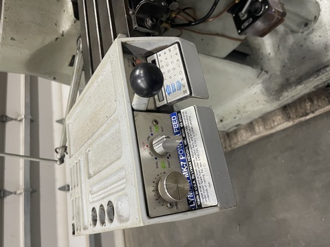 Bridgeport Step Pulley Vertical Knee Mill, 9" x 42" Table, 1 HP, R8, Powerfeed, 2-Axis digital read out, 4" - Image 7
