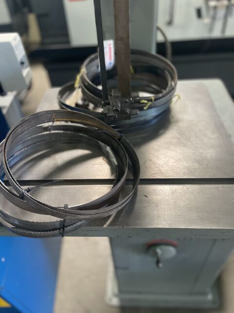 16" x 12" Doall #LHV, Vertical Band Saw, 3/4" x 121.5" blade, 5200 FPM - Image 2