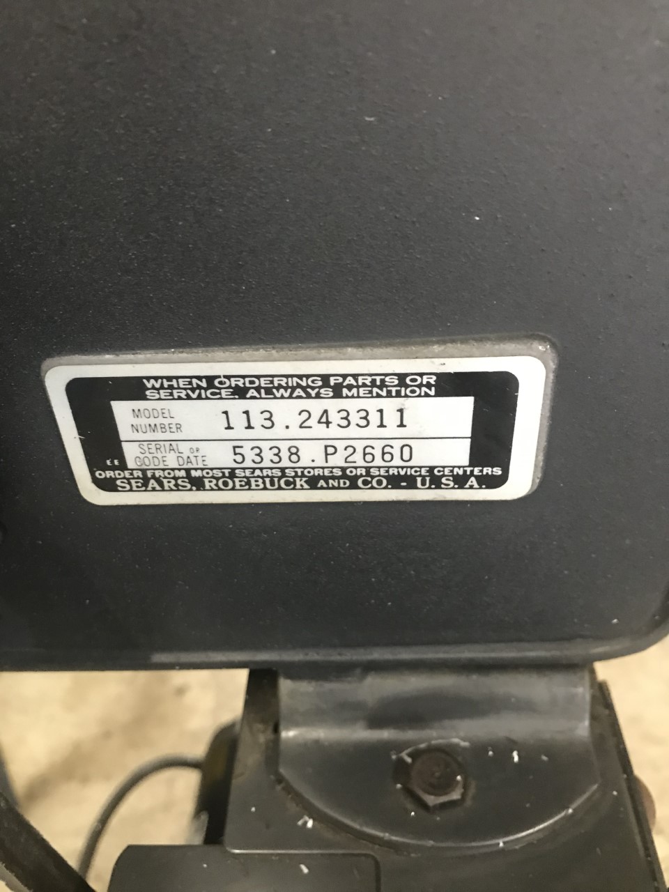 12" x 6.5" Craftsman #113-243311, Vertical Band Saw, 12-1/2" x14" table, 1/8"-1/2" x 80" blade, 0.5 HP - Image 5