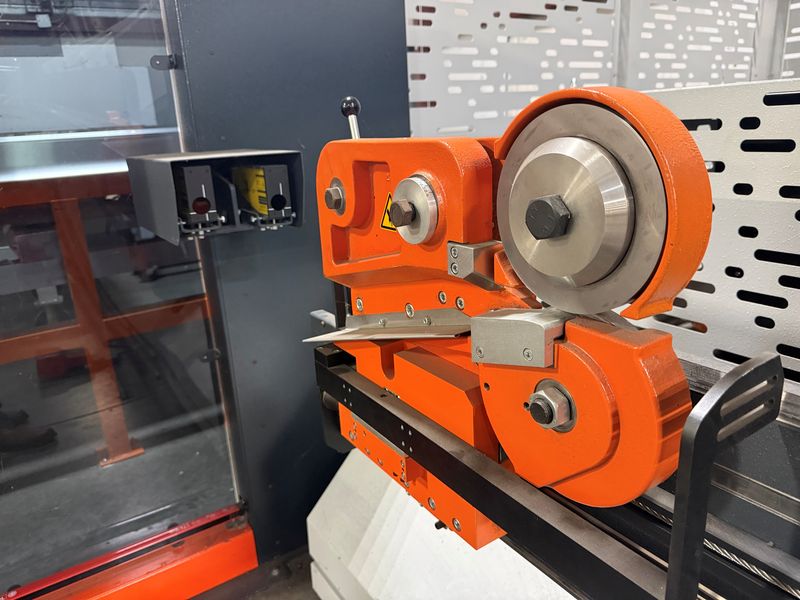 204" Jorns #JDB-200G, double bending CNC folding machine, CP300 controller, hydraulic cooling system, 2021 - Image 7