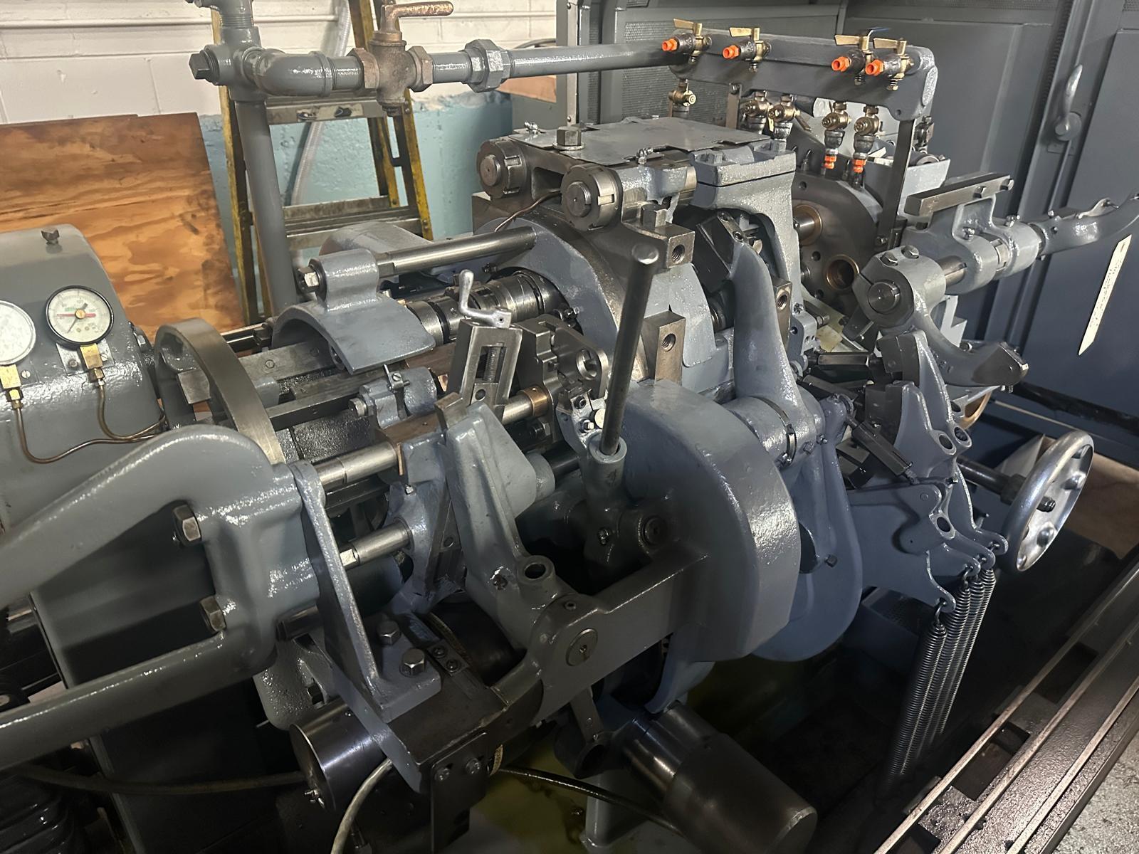 Davenport #Long-Bed, 5 spindle, 3/4" cap., stock reel & stand, chip conveyor, noise tamer, serial #8668-L - Image 2