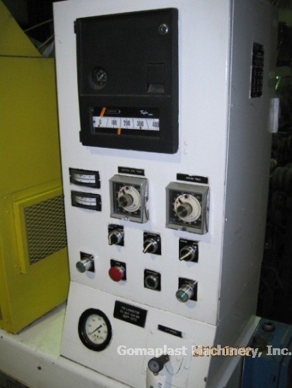 30 Ton, PHI #S3018125-2XSS-KMS5-X, Press, 18-1/2" x 12-1/2" platens, 1.5 HP, 1980 - Image 2
