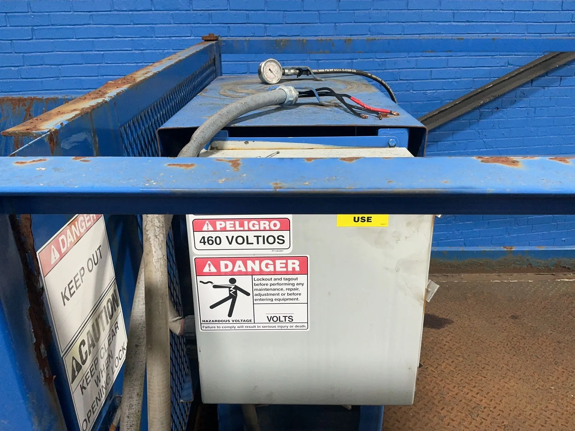 Wastequip #245HD, Compactor, 60" x 43" x 31", 56,500 Max Force Rating, 2011 - Image 4