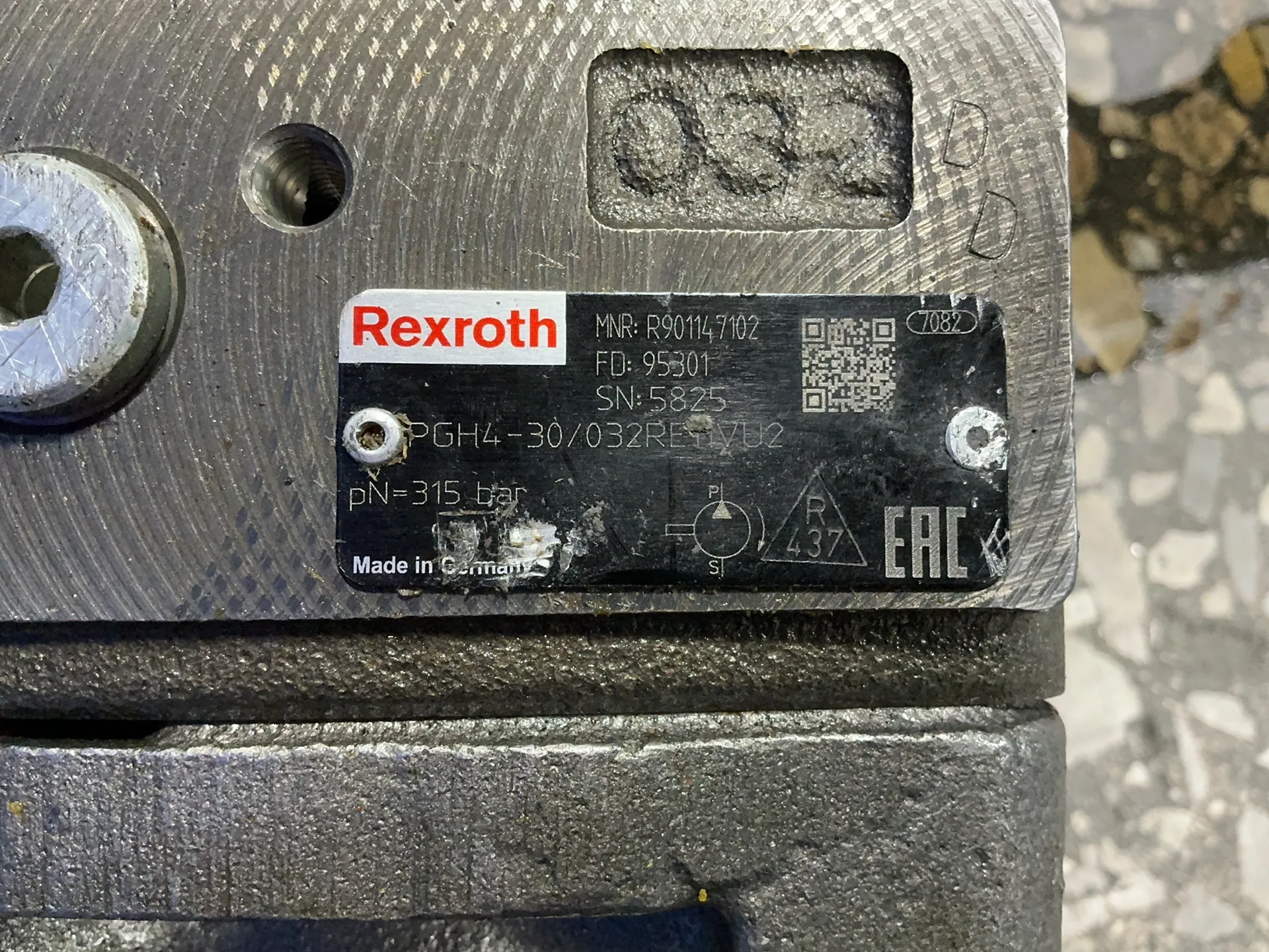 Rexroth #R901147102, Gear Pump, 315 Bar - Image 4