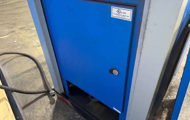Shanghai #E-15, Air Compressor, 15 HP, 2011 - Image 10