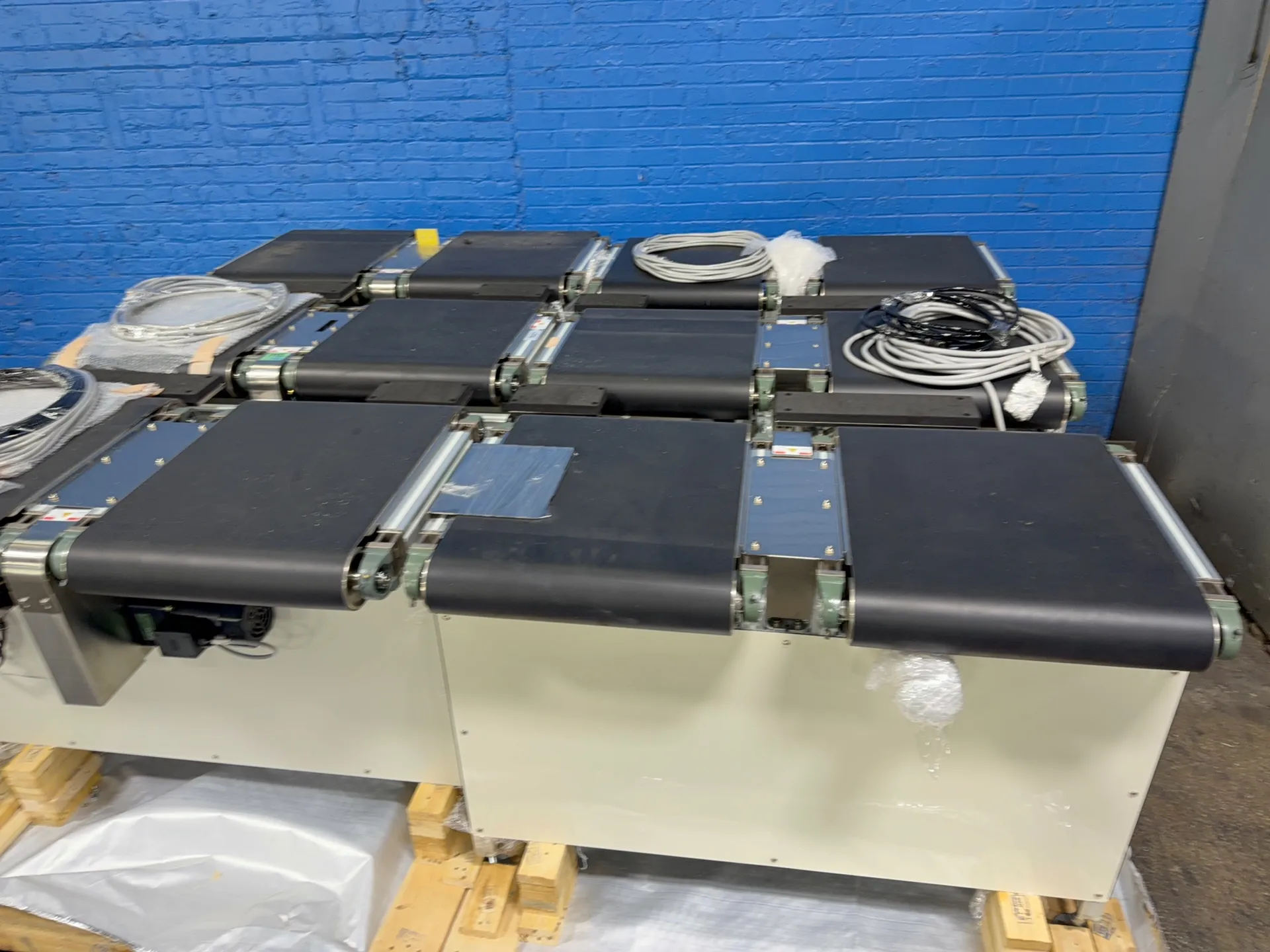 48" wide x 82" long, MAS, Power Belt Conveyor - Image 5