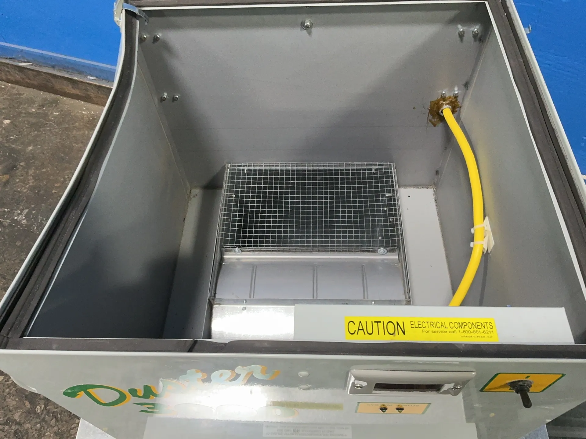 Duster 3000, Fume Control System (2 available) - Image 4