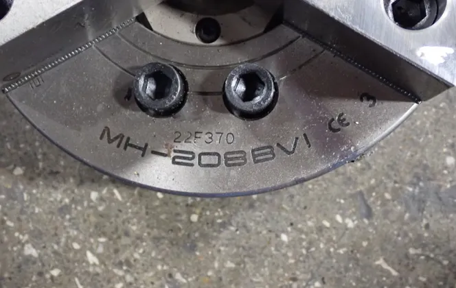 9" Samchully #MH-208BVI, 3-Jaw Chuck - Image 1