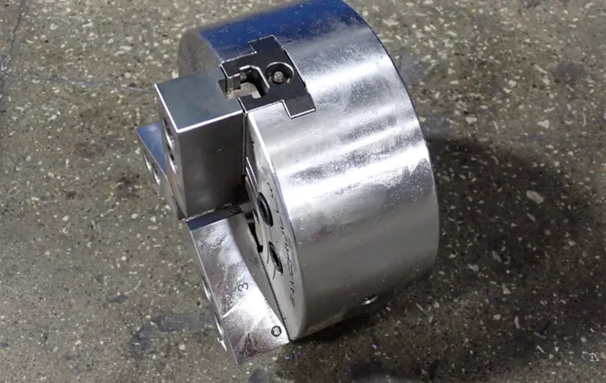9" Samchully #MH-208BVI, 3-Jaw Chuck - Image 5
