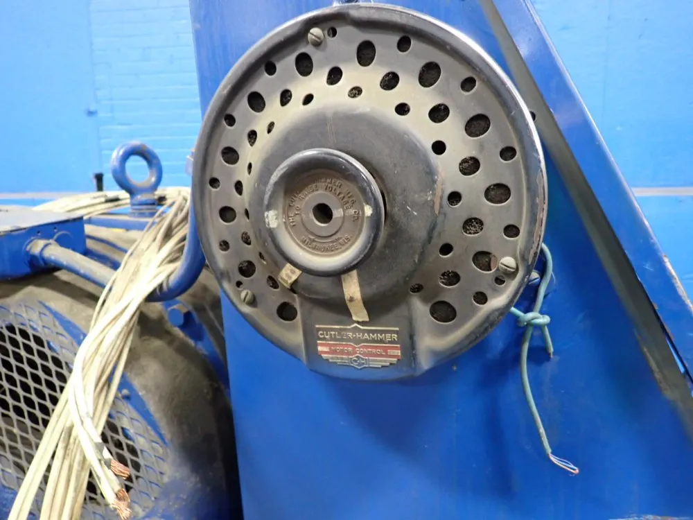 Westinghouse, Allis-Chalmers Generator - Image 3