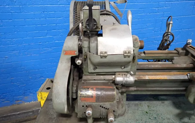9" x 32" South Bend #C1-744-Z-18, Engine Lathe - Image 6
