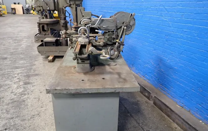 9" x 32" South Bend #C1-744-Z-18, Engine Lathe - Image 10