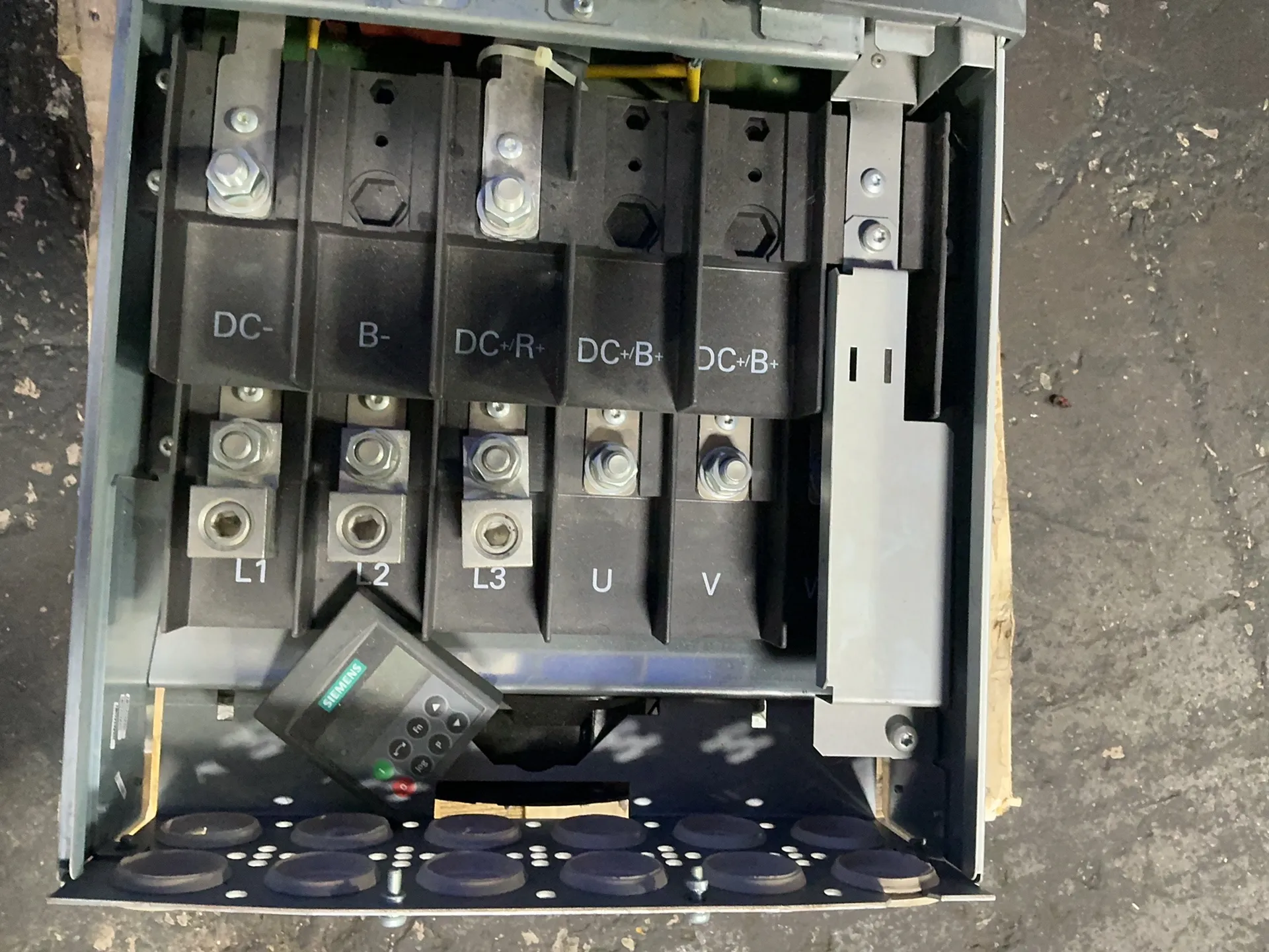 Siemens #6SE6430-2UD37-5FA0, micromaster 430 variable frequency, 75 KW - Image 5