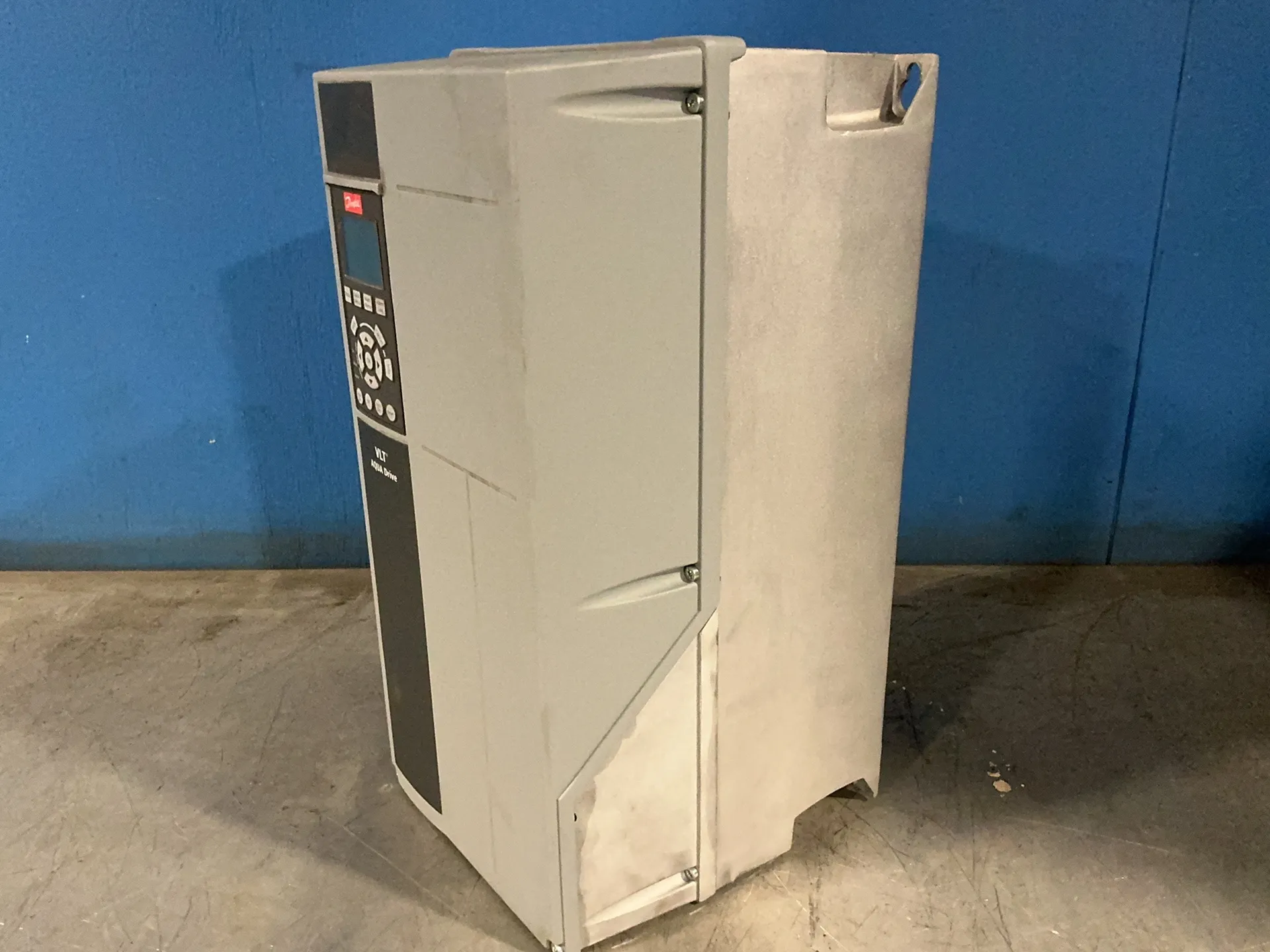 Danfoss #131Z0575, VLT Aqua Drive, 20 HP - Image 2