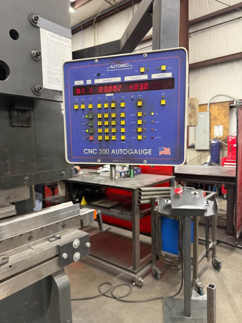 325 Ton, Standard #AB325-12, CNC press brake, 2-Axis, Automec CNC300 - Image 2
