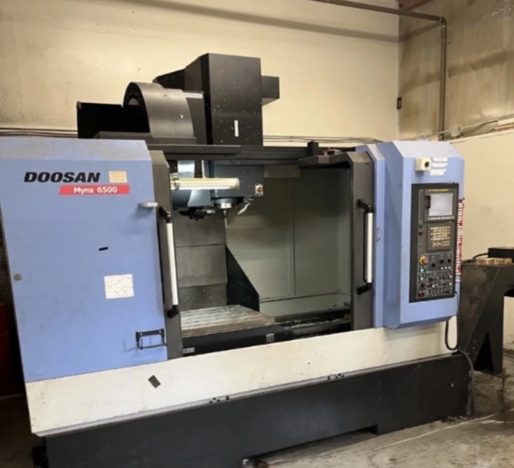 Doosan #Mynx-6500, vertical machining center, 50" X, 26.4" Y, 24.6" Z, 8,000 RPM, 21 HP, Fanuc, spindle - Image 2