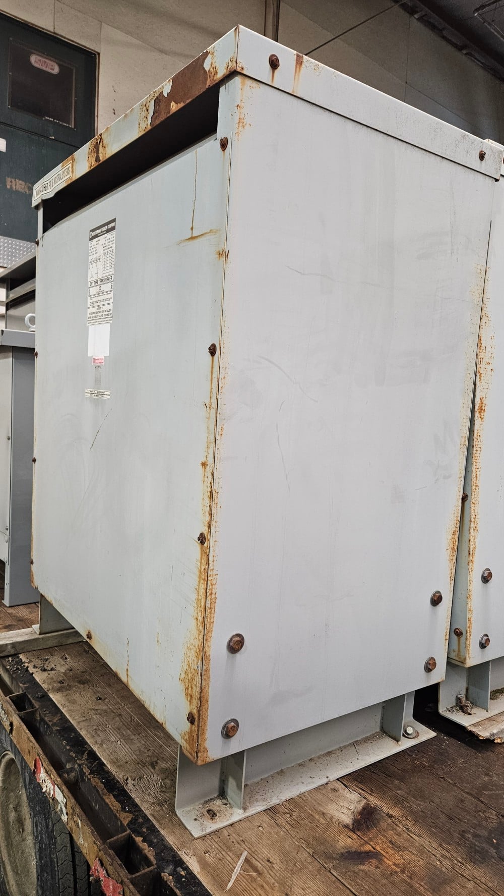225 KVA 4160 Primary, 480Y/277 Secondary, MGM #AD374-Q0219, Dry Type Auto-Transformer, 3 Phase - Image 2