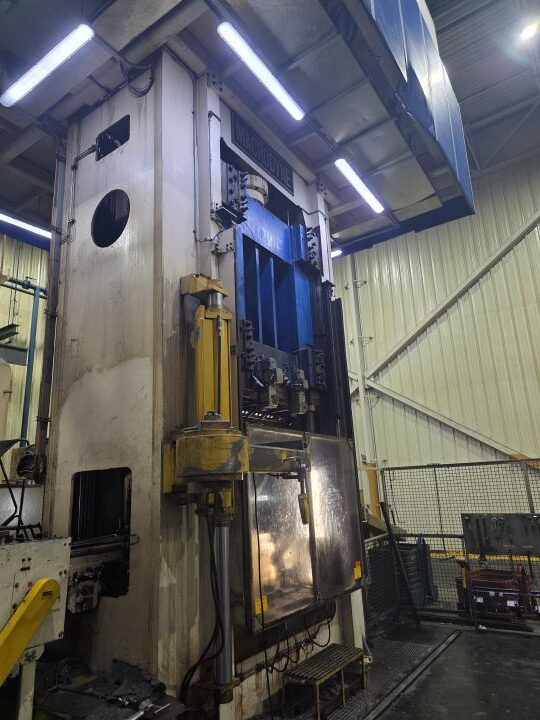 1200 Ton, Macrodyne, Hydraulic Press, 32" stroke, 62" x 59" bed, 2009 - Image 5