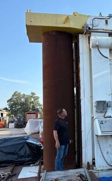 Hugh Smith, Shipyard Vessel with vertical Plate Roll Bender, 3000 Ton, 13' width, 7.87" Thickness, 37.8" Main - Image 9