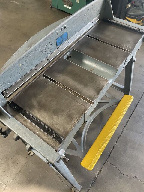 18 gauge x 30" Pexto #130-B, Stomp Shear, 32" knives, 12" bed - Image 3