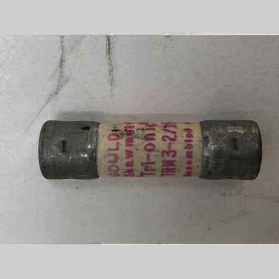 3.2 Amp 250 Volts Gould Shawmut #TRM3-2/10, Midget Fuse, Time Delay - Image 1