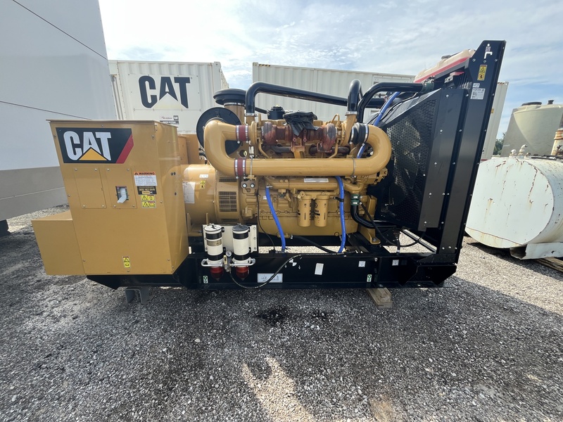 600 KW Caterpillar #C18, diesel generator set, 277/480 Volts, 142 hours, 1800 RPM, EPA Tier 2, skid mounted - Image 4