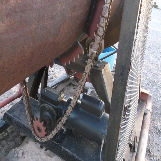 24" dia. x 11.3' long trommel - Image 6