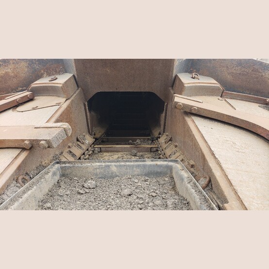 Sandvik #MT520, Roadheader, 123 Ton, 315 kW Cutter Head, 3,756 Cutting Hrs, 2016 - Image 7